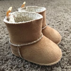 Baby gap boots